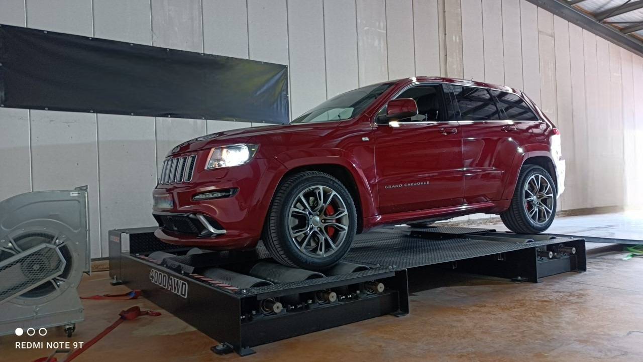 Reprogrammation e85 flexfuel sur cette jeep grand cherokee a Clermont l'Hérault près de Montpellier 